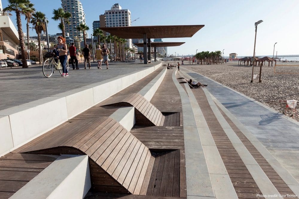 Promenade Tel Aviv - bamboo x-treme decking